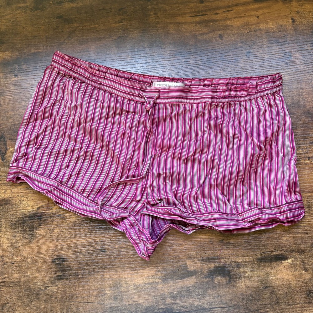 Victoria's Secret 100% Silk Pajama Shorts Pink Purple Striped Sleepwear Medium